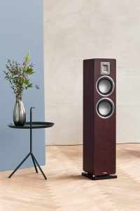 AUDIOVECTOR QR3 SE DARK WALNUT 2